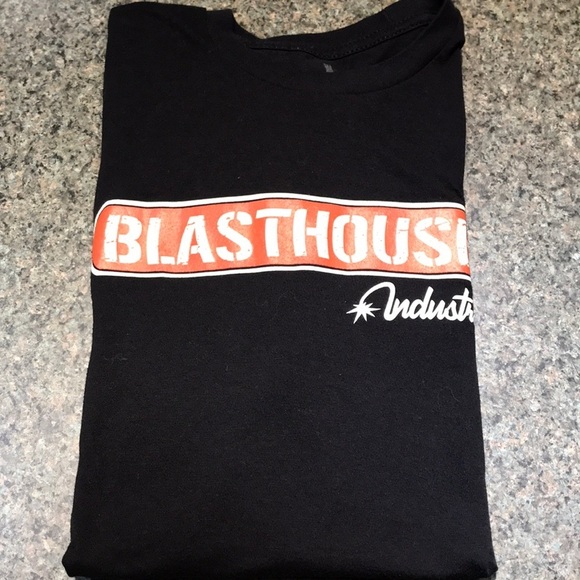Blast House Industries size Large short sleeve tee shirt - Picture 5 of 5